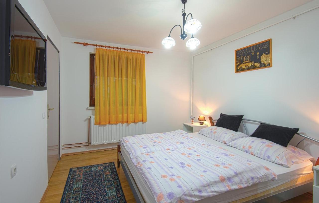 Awesome Home In Strigova With Wifi Luaran gambar